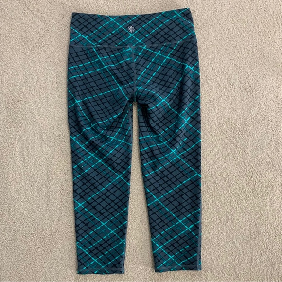 Athleta Plaid Chaturanga Capri Leggings, XS - Picture 3 of 9